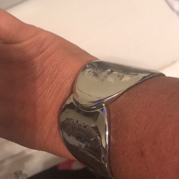 Bracelet - Picture 2 of 2